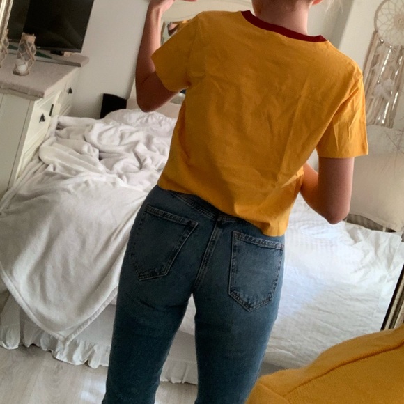 Graphic Mid Crop Tee - Picture 2 of 4